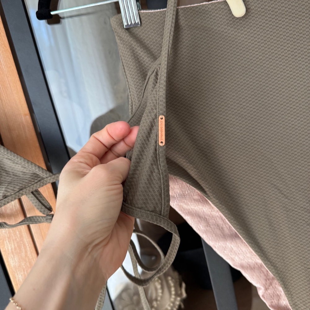 High-Waisted Bikini Set in Olive and Pink - Picture 8 of 11